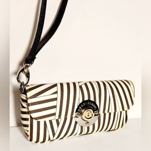 Henri bendel disturbed wristlet
